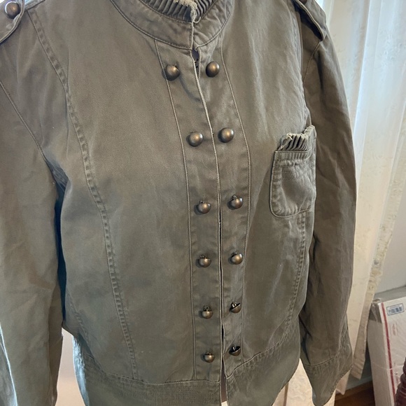 Army green button up jacket - Picture 4 of 4